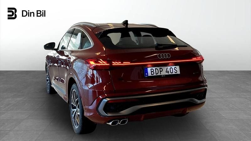 Ny Audi Q5 Sportback Design 204 HK (150 kW) 2025 Röd SUV