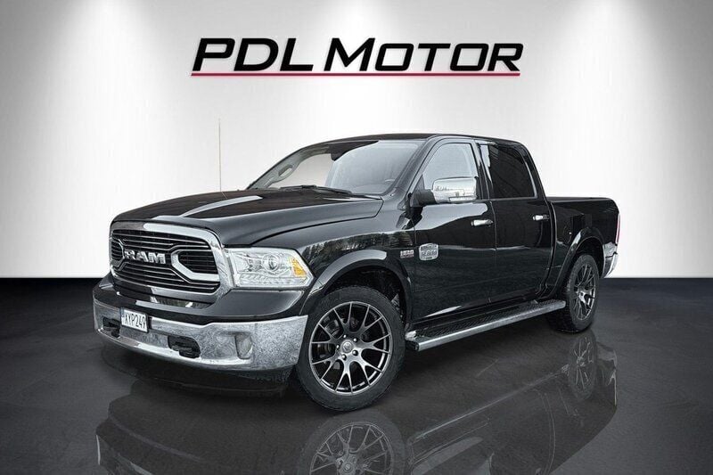 Svart Begagnad 2018 Dodge Ram Pickup | 389 900 kr (Bra pris) - Bild 1/4