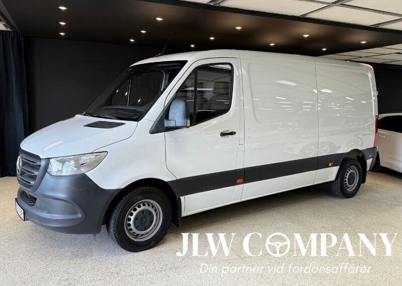Vit Begagnad 2021 Mercedes Sprinter Van | 372 500 kr (Bra pris) - Bild 1/4