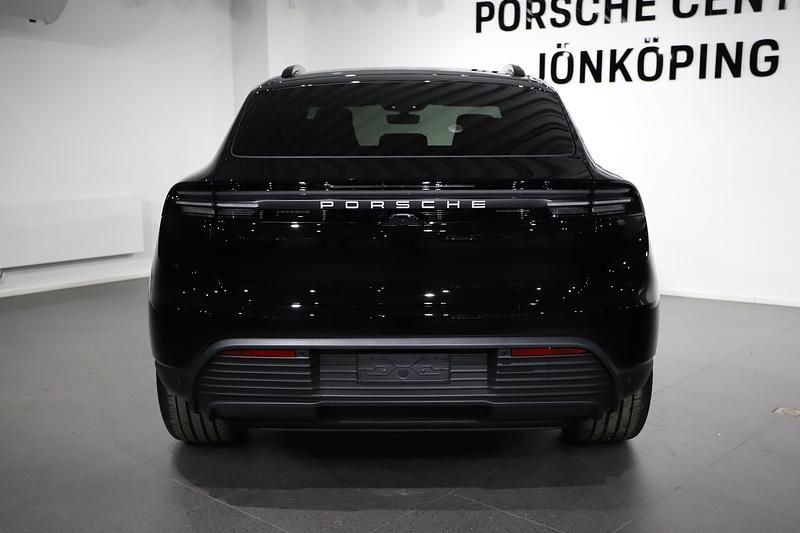 Ny Porsche Macan 4 Electric 2026 Svart SUV