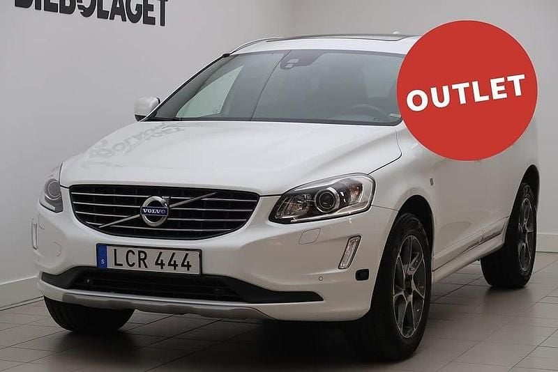 Begagnad Volvo XC60 Business Edition 192 HK (141 kW) 2015 Vit SUV