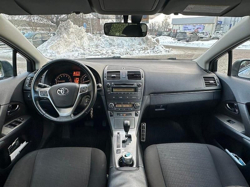 Begagnad Toyota Avensis Multidrive S 147 HK (108 kW) 2009 Sedan