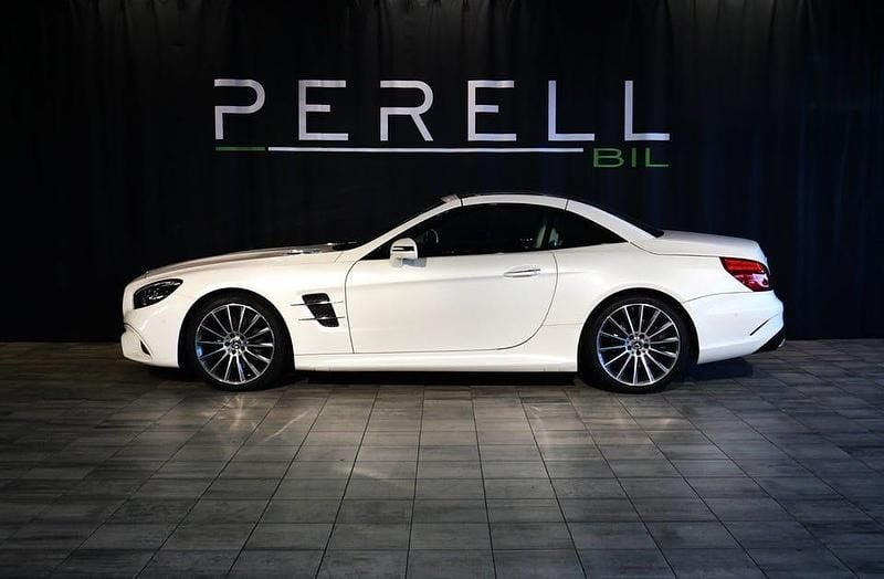 Begagnad Mercedes SL400 AMG line 367 HK (269 kW) 2018 Vit Cab