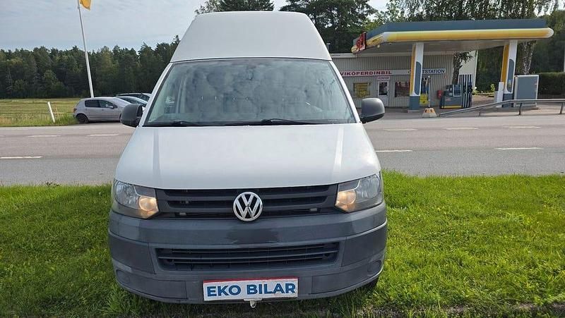 Vit Begagnad 2013 VW T5 Van | 129 900 kr (Dyr) - Bild 1/4