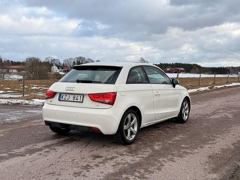 Begagnad Audi A1 105 HK (77 kW) 2011 Halvkombi