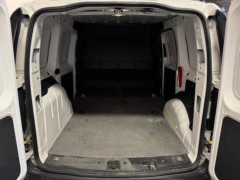 Begagnad VW Caddy 114 HK (83 kW) 2021 Vit Minibuss