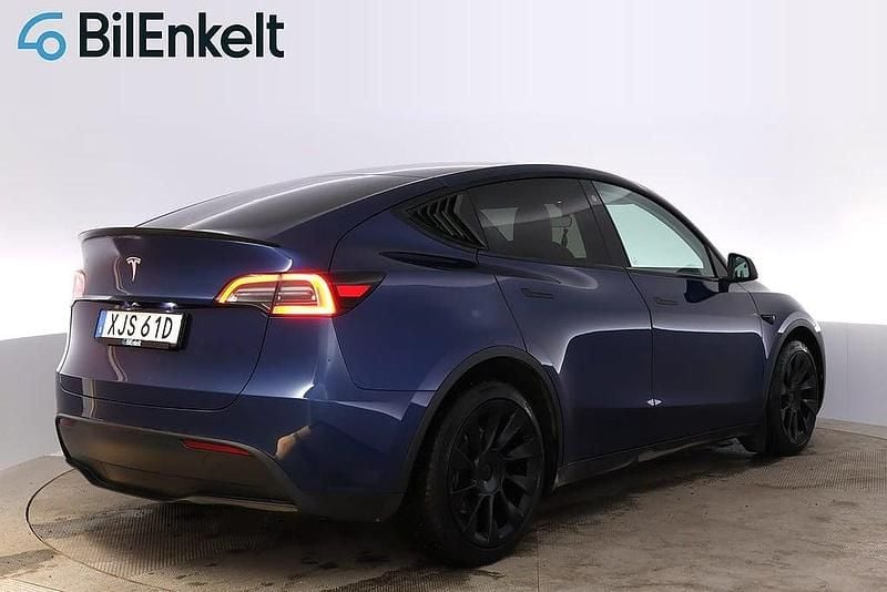 Begagnad Tesla Model Y Long Range AWD 378 kW (514 HK) 2021 Blå SUV