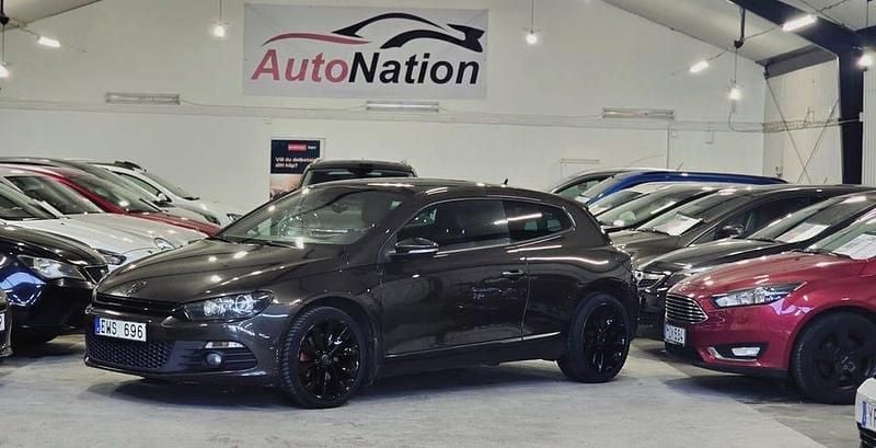 Brun Begagnad 2011 VW Scirocco Sportkupé | 59 900 kr (Marknadspris) - Bild 1/4