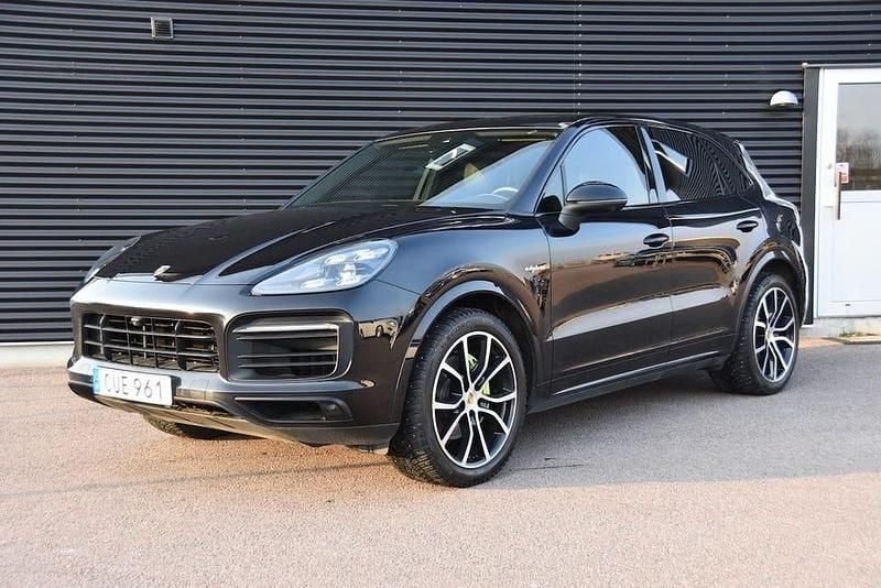 Svart Begagnad 2019 Porsche Cayenne Sport SUV | 599 900 kr - Bild 1/4