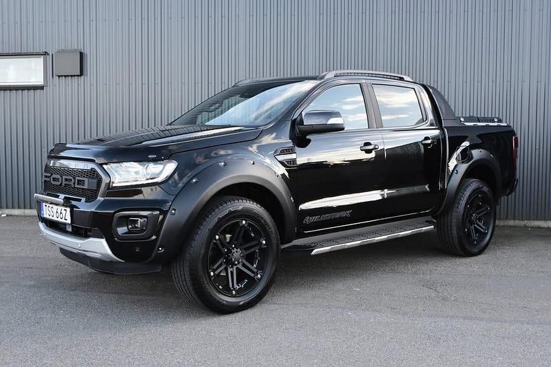 Svart Begagnad 2019 Ford Ranger Wildtrack Pickup | 299 900 kr (Marknadspris) - Bild 1/4