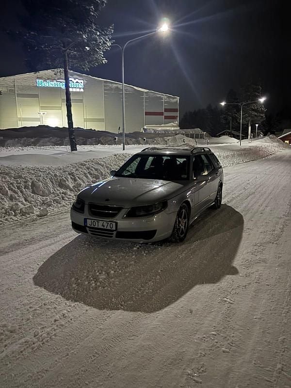 Begagnad 2009 Saab 9-5 Kombi | 20 000 kr (Marknadspris) - Bild 1/4