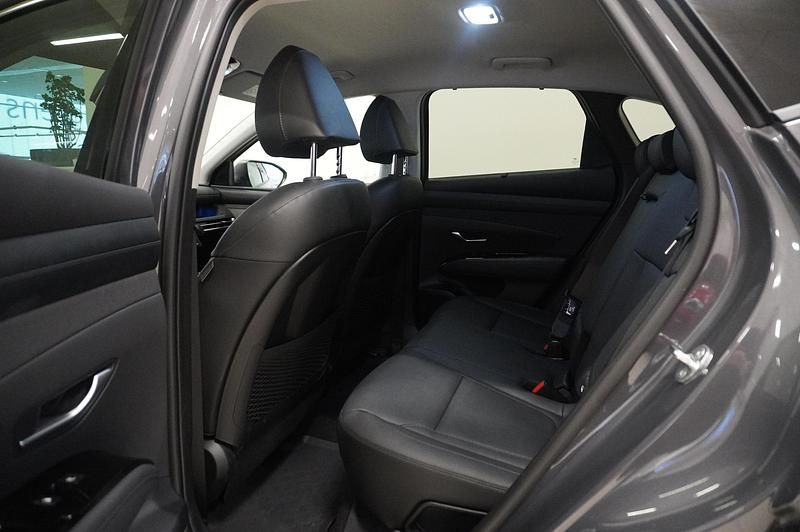 Begagnad Hyundai Tucson Advanced 160 HK (117 kW) 2025 Grå SUV