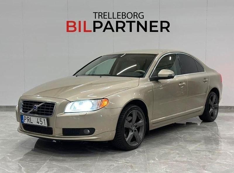 Ljusbrun Begagnad 2006 Volvo S80 Momentum Sedan | 49 900 kr (Marknadspris) - Bild 1/4