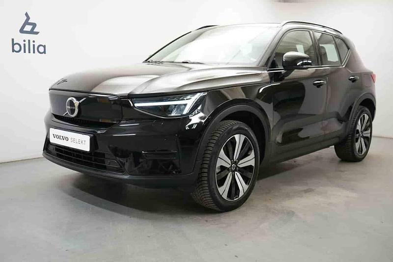 Svart Begagnad 2023 Volvo XC40 Single Motor SUV | 344 900 kr - Bild 1/1