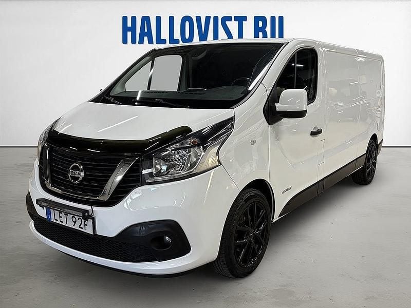 Vit Begagnad 2019 Nissan NV300 Van | 189 900 kr (Lite dyr) - Bild 1/4