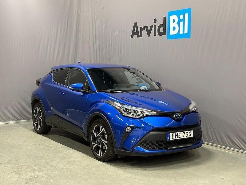 Begagnad Toyota C-HR Edition 98 HK (72 kW) 2022 Blå SUV