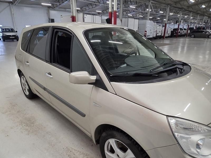 Begagnad Renault Scénic II 163 HK (119 kW) 2008 Lbrun Minibuss