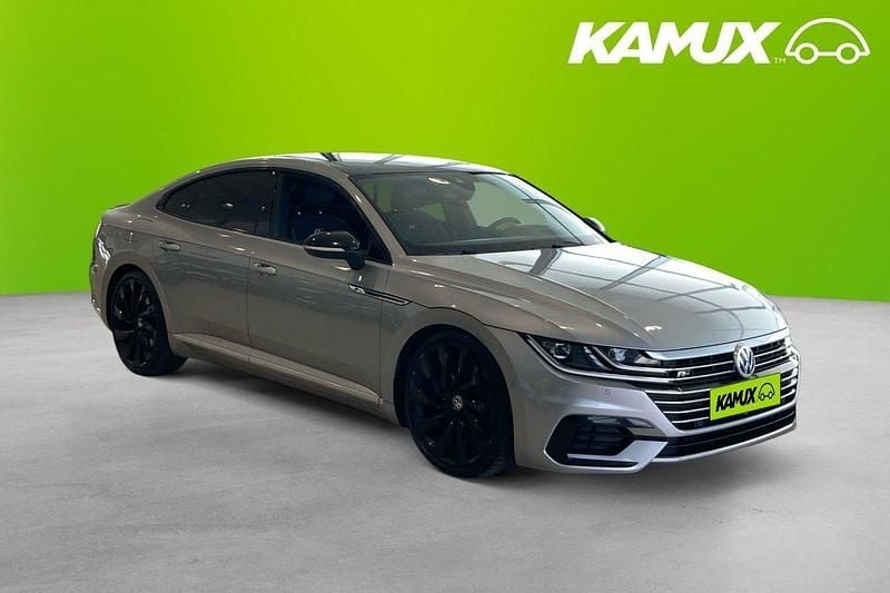 Silver/grå Begagnad 2018 VW Arteon GTS Halvkombi | 224 800 kr (Marknadspris) - Bild 1/4