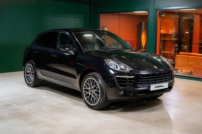 Svart Begagnad 2014 Porsche Macan S SUV | 409 900 kr (Lite dyr) - Bild 1/4