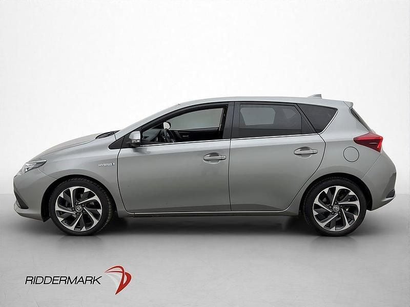 Begagnad Toyota Auris 2016 Grå
