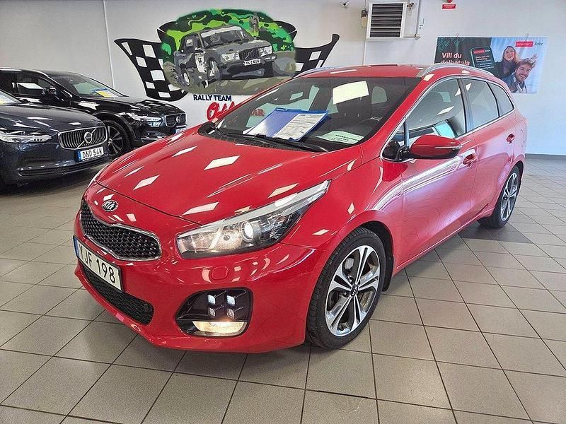 Röd Begagnad 2016 Kia Ceed Sportswagon GT-Line Kombi | 134 500 kr (Lite dyr) - Bild 1/4