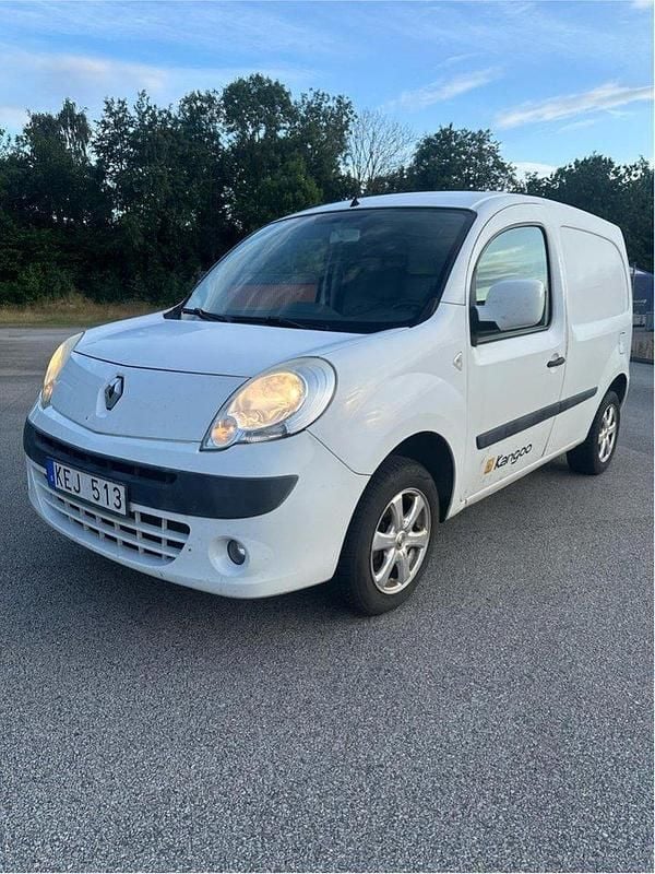 Vit Begagnad 2010 Renault Kangoo Minibuss | 26 000 kr (Bra pris) - Bild 1/4