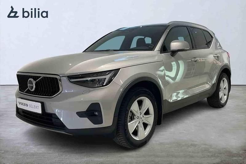 Silver Begagnad 2024 Volvo XC40 SUV | 324 000 kr - Bild 1/1