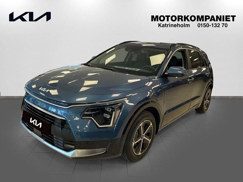 Blå (mineral blue metallic) Ny 2025 Kia Niro Advance SUV | 392 666 kr (Marknadspris) - Bild 1/4