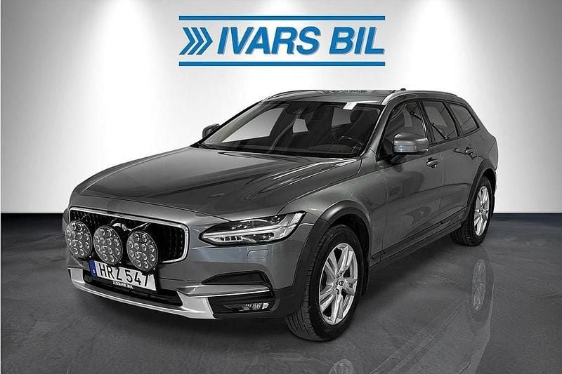 Grå Begagnad 2018 Volvo V90 CC Kombi | 254 900 kr (Bra pris) - Bild 1/4
