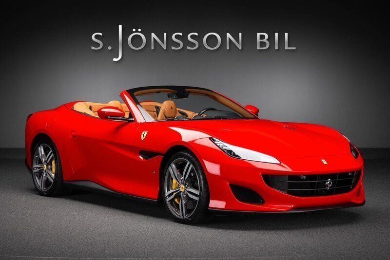 Röd Begagnad 2018 Ferrari Portofino Cab | 2 295 000 kr - Bild 1/4