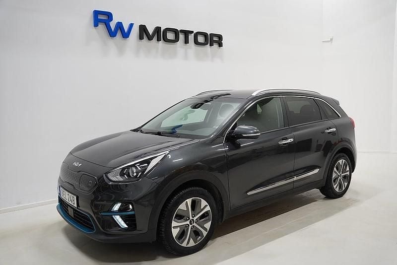 Begagnad Kia e-Niro Advance 150 kW (204 HK) 2021 Grå SUV