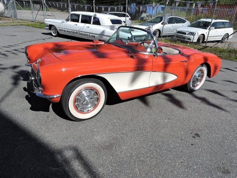 Flerfärgad Begagnad 1956 Chevrolet Corvette Cab | 995 000 kr - Bild 1/4