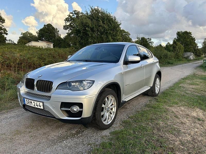 Grå Begagnad 2012 BMW X6 Sport Line SUV | 169 000 kr (Superpris) - Bild 1/4