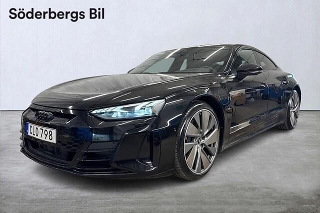 Mytsvart metallic Begagnad 2021 Audi e-tron GT quattro Premium Sedan | 599 000 kr (Marknadspris) - Bild 1/3