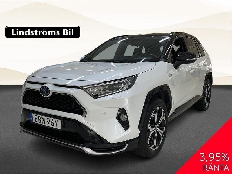 Vit Begagnad 2021 Toyota RAV4 Premium SUV | 349 900 kr (Superpris) - Bild 1/3