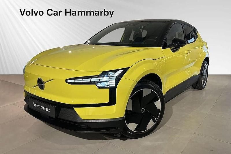 Gul Begagnad 2024 Volvo EX30 Single Motor Extended Range SUV | 378 900 kr (Marknadspris) - Bild 1/3