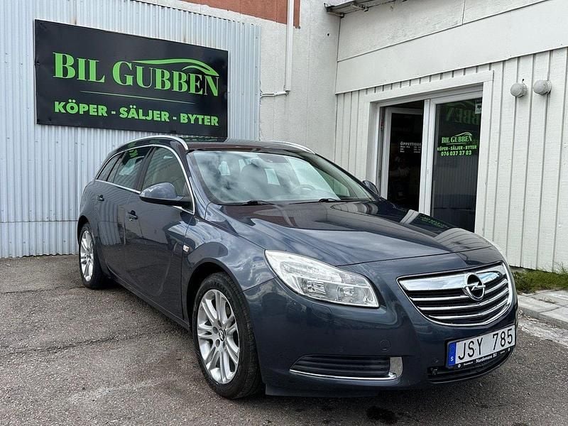 Blå Begagnad 2009 Opel Insignia Edition Kombi | 84 999 kr (Lite dyr) - Bild 1/4