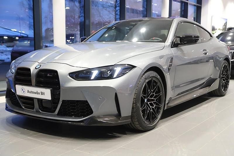 Ny BMW M4 Competition Edition 538 HK (395 kW) 2025 Grå Sportkupé