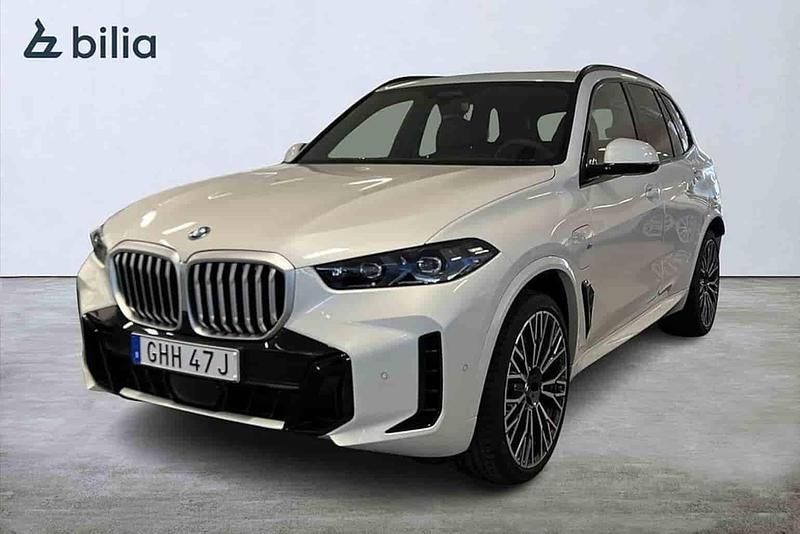 Vit Ny 2026 BMW X5 SUV | 1 099 900 kr - Bild 1/1