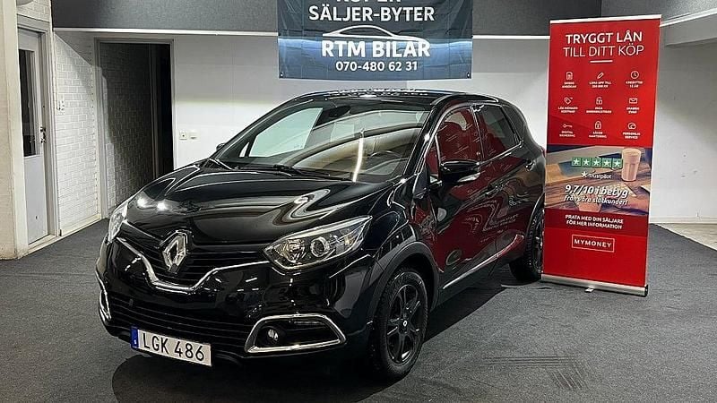 Svart Begagnad 2015 Renault Captur SUV | 89 900 kr (Marknadspris) - Bild 1/4