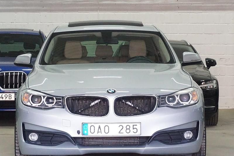 Begagnad BMW 320 Gran Turismo 184 HK (135 kW) 2013 Silvermetallic Halvkombi