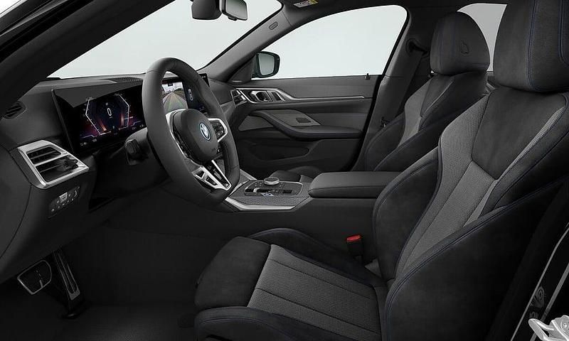 Ny BMW i4 M Sport 250 kW (340 HK) 2025 Svart Sedan