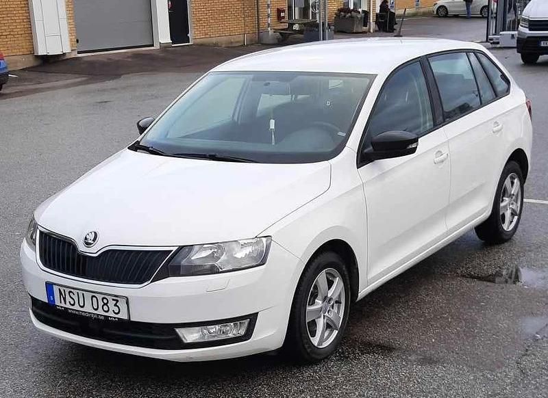 Begagnad 2017 Skoda Rapid Halvkombi | 84 900 kr (Marknadspris) - Bild 1/4