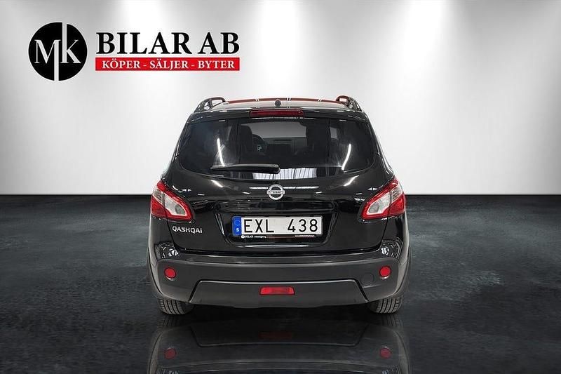 Begagnad Nissan Qashqai 141 HK (103 kW) 2013 Svart SUV