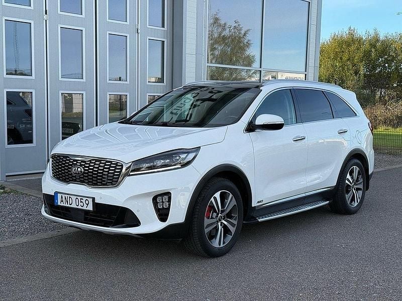 Vit Begagnad 2018 Kia Sorento 2 SUV | 269 700 kr (Bra pris) - Bild 1/4