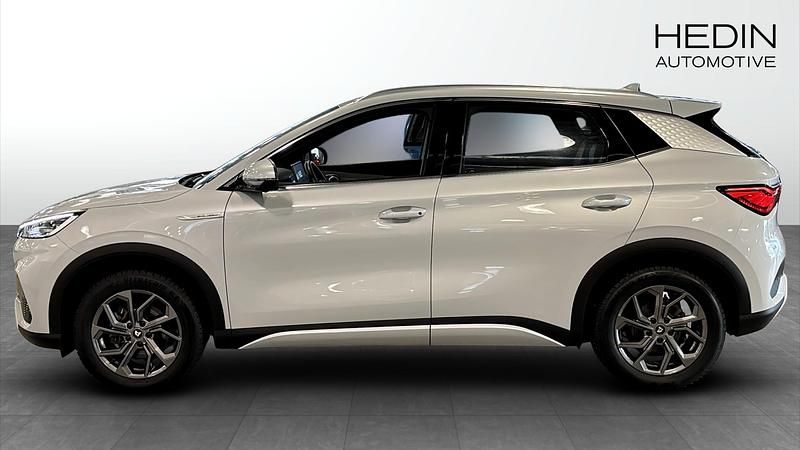 Begagnad BYD Atto 3 Design 150 kW (204 HK) 2022 Vit SUV