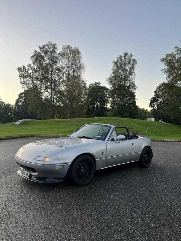 Begagnad 1991 Mazda MX5 Cab | 110 000 kr - Bild 1/4