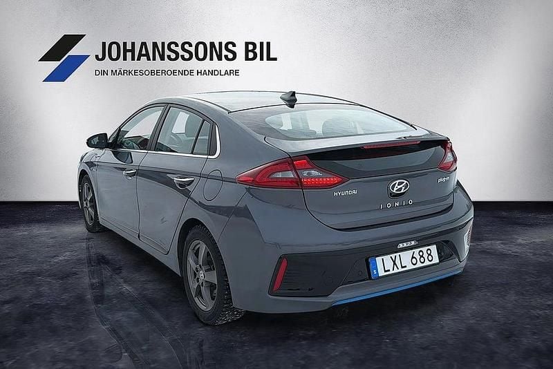 Begagnad Hyundai Ioniq Edition 105 HK (77 kW) 2018 Grå Halvkombi
