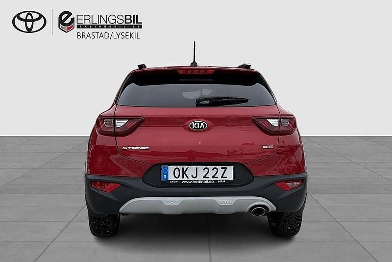 Begagnad Kia Stonic Advance 120 HK (88 kW) 2019 Röd SUV