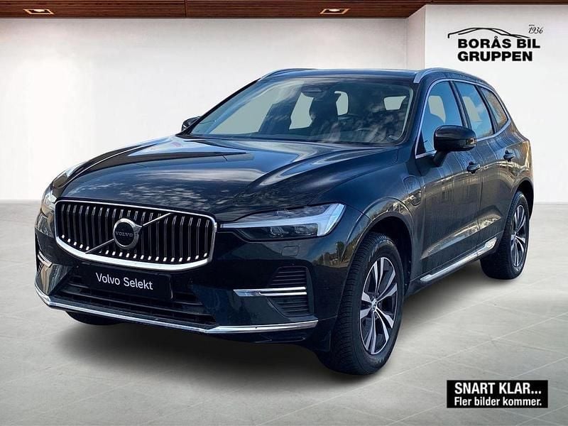 Svart Begagnad 2023 Volvo XC60 Core SUV | 399 000 kr (Superpris) - Bild 1/3